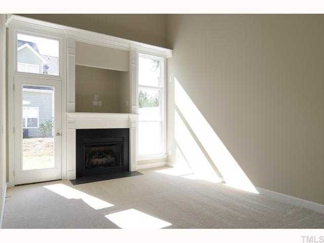 4815 Landover Vale Way Raleigh, NC 27616 - Photo 4 of 12 Gallery Image 4