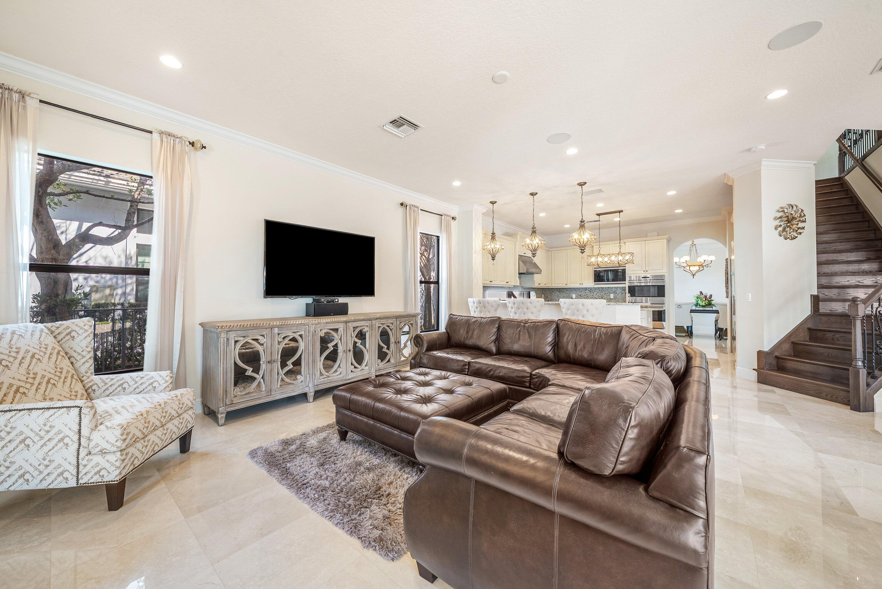 6950 Northwest 26th Way Boca Raton, FL 33496 - Photo 14 of 57 Living room