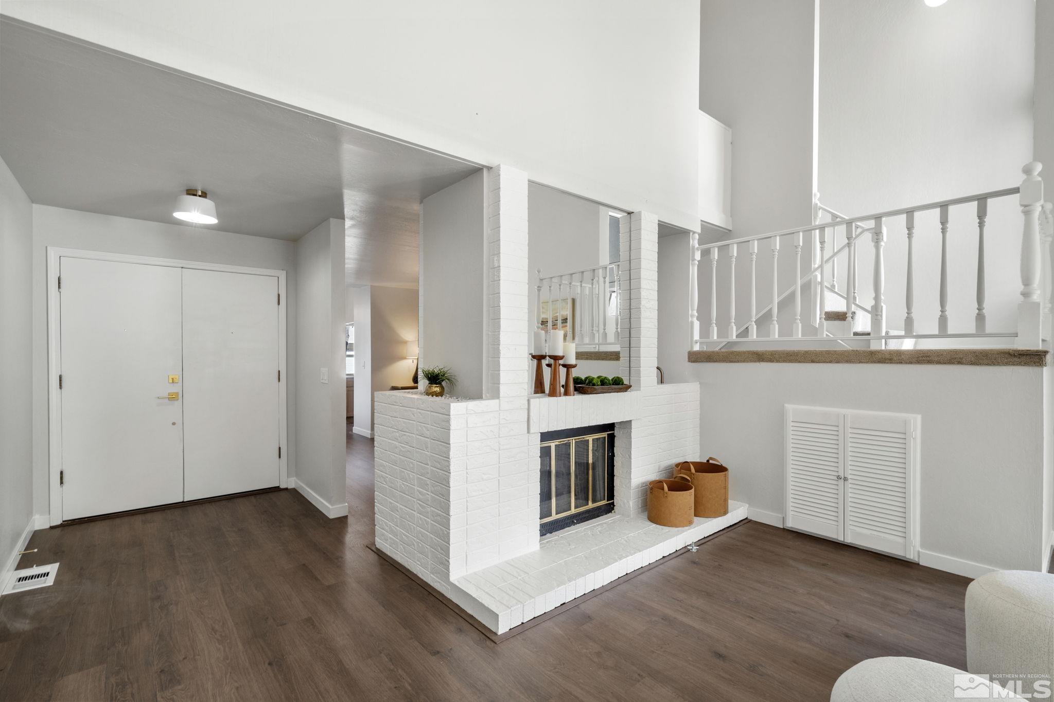 328 Lorraine Court Reno, NV 89509 - Photo 24 of 38 a view of a kitchen with furniture and wooden floor