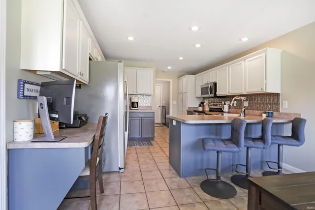 $299,900 | 297 Persimmon Circle, Boonville, IN 47601