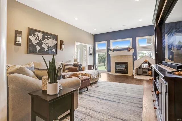 $299,900 | 297 Persimmon Circle, Boonville, IN 47601