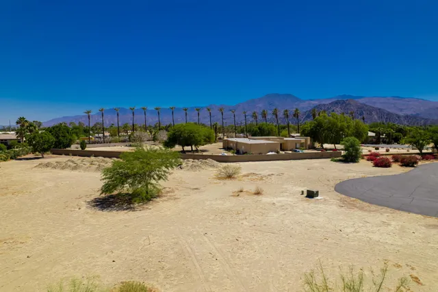 a view of a lake with houses