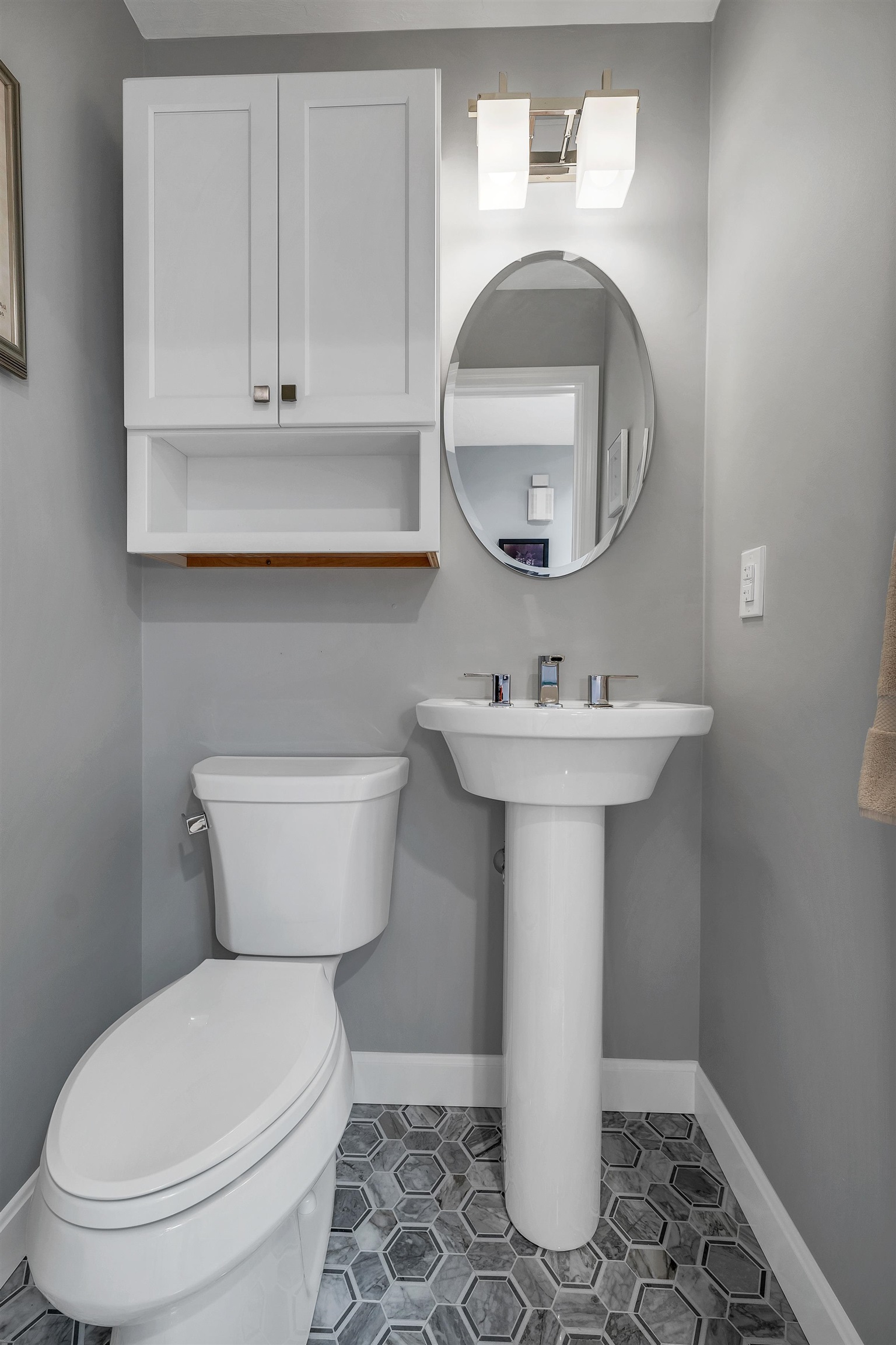 84 Hawthorne Village Road Nashua, NH 03062 - Photo 13 of 55