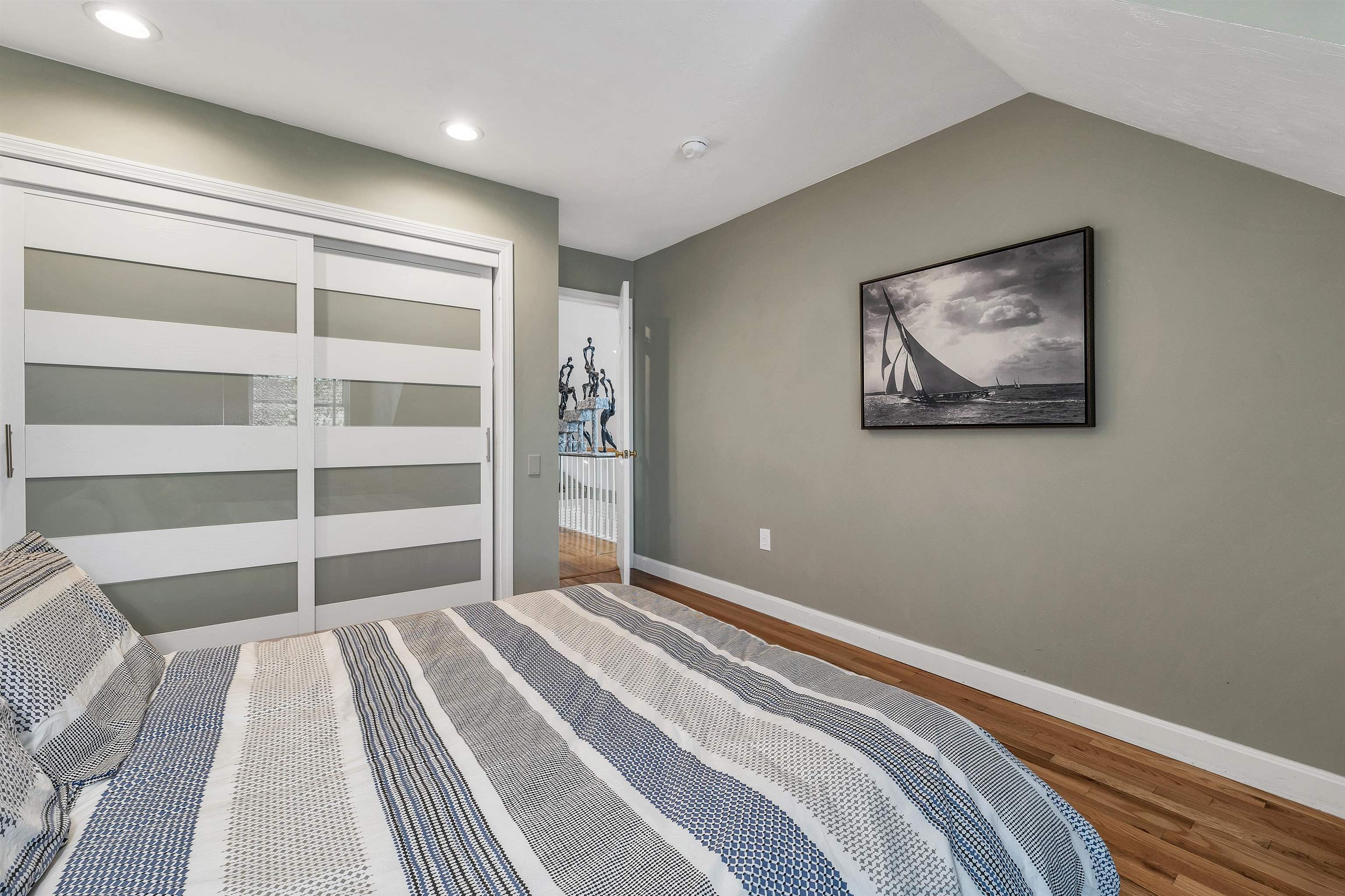 84 Hawthorne Village Road Nashua, NH 03062 - Photo 23 of 55