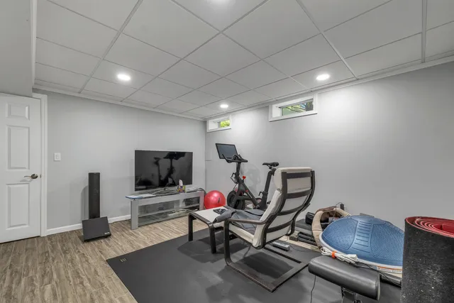 $825,000 | 84 Hawthorne Village Road, Nashua, NH 03062