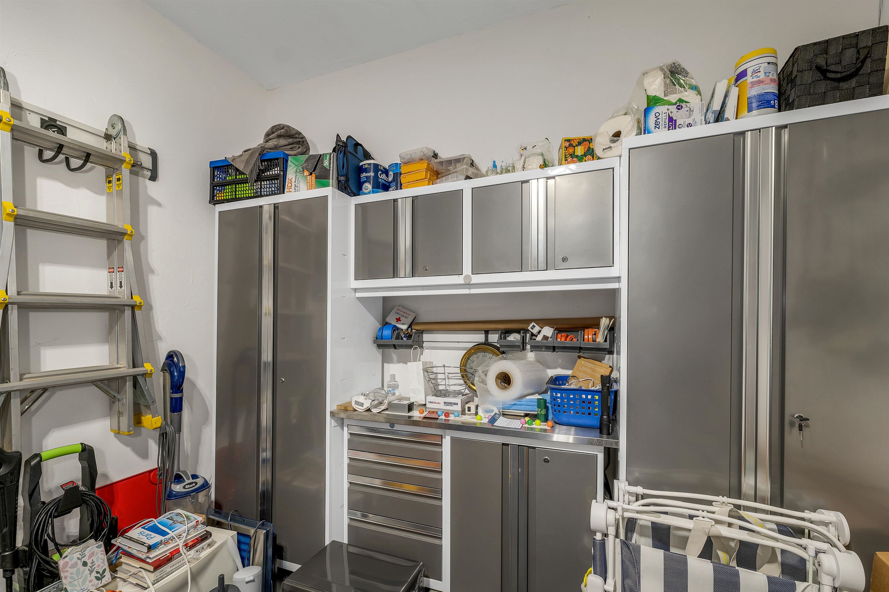 84 Hawthorne Village Road Nashua, NH 03062 - Photo 43 of 55