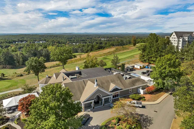 $825,000 | 84 Hawthorne Village Road, Nashua, NH 03062