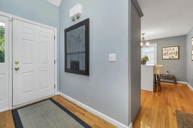 $825,000 | 84 Hawthorne Village Road, Nashua, NH 03062