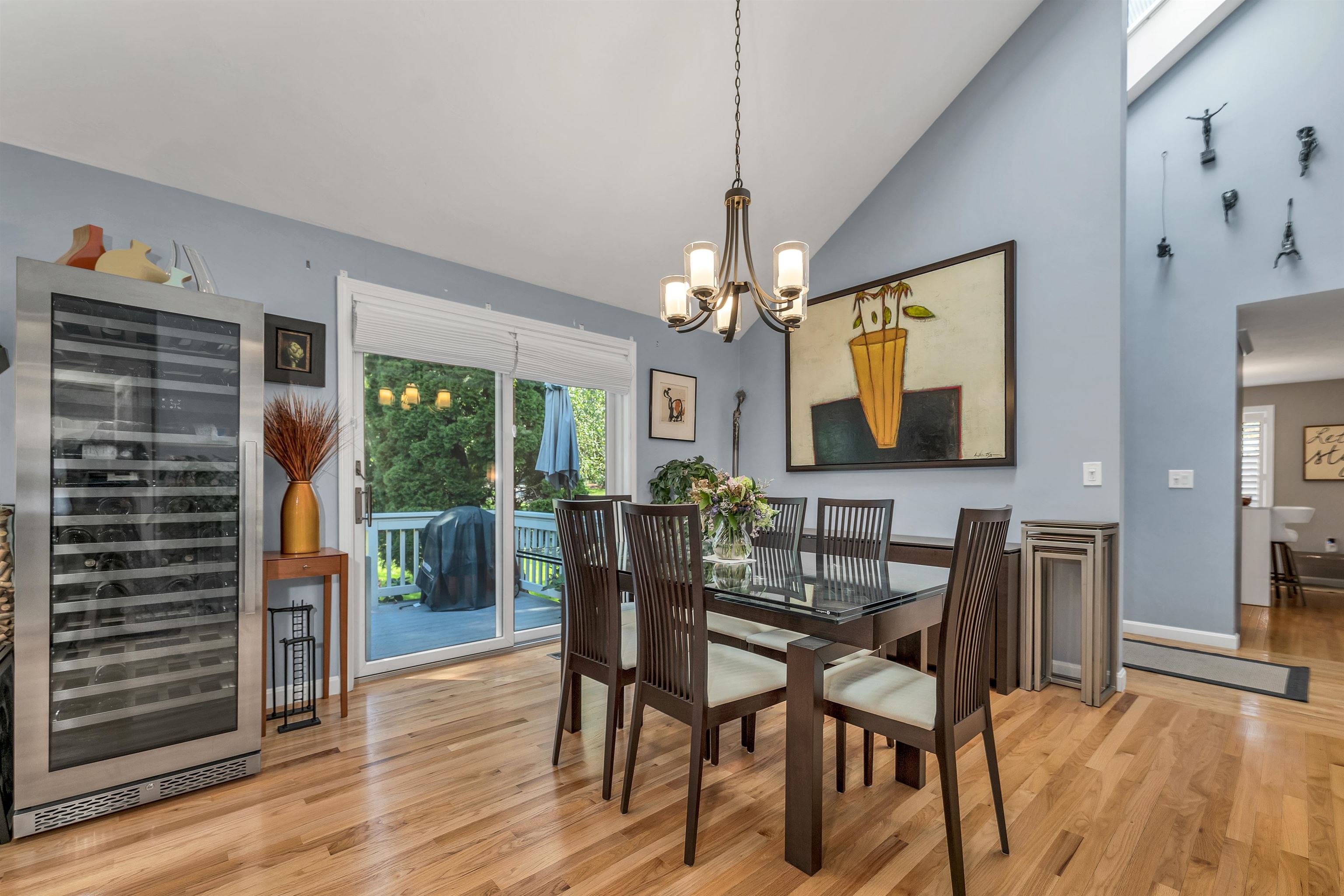 84 Hawthorne Village Road Nashua, NH 03062 - Photo 8 of 55