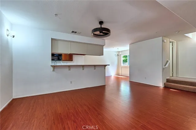 $928,000 | 1709 North Fair Oaks Avenue, Unit 118, Pasadena, CA 91103