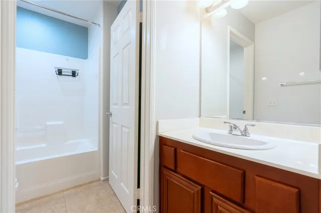 $928,000 | 1709 North Fair Oaks Avenue, Unit 118, Pasadena, CA 91103