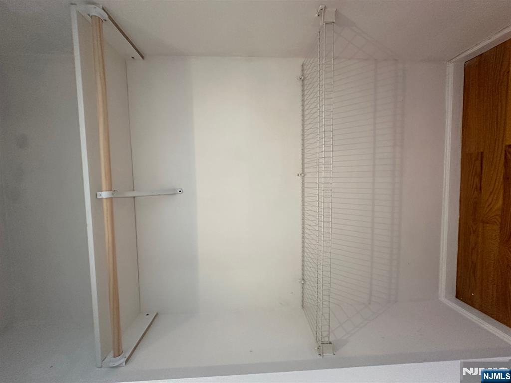 1111 River Road, Unit D5 Edgewater, NJ 07020 - Photo 11 of 18