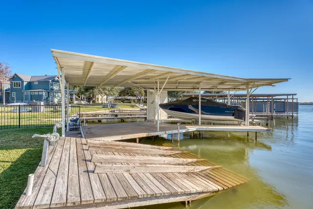 $975,000 | 316 Skyline Drive, Sunrise Beach, TX 78643