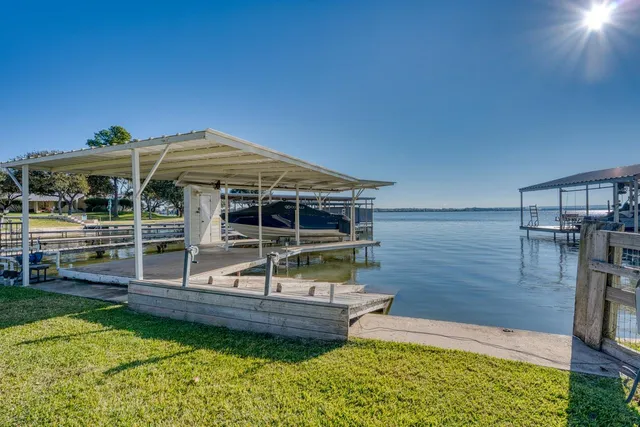 $975,000 | 316 Skyline Drive, Sunrise Beach, TX 78643