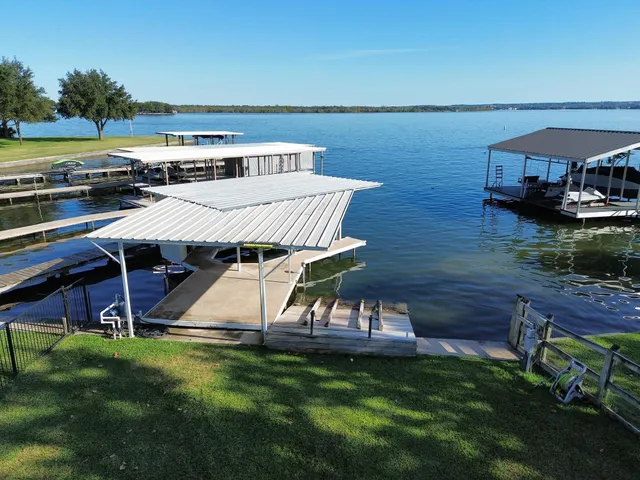 $975,000 | 316 Skyline Drive, Sunrise Beach, TX 78643