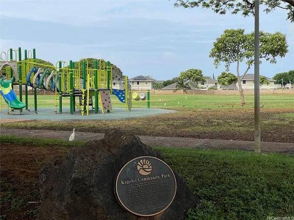 $2,300 | 91-1153 Kamaaha Loop, Unit 9D, Kapolei, HI 96707