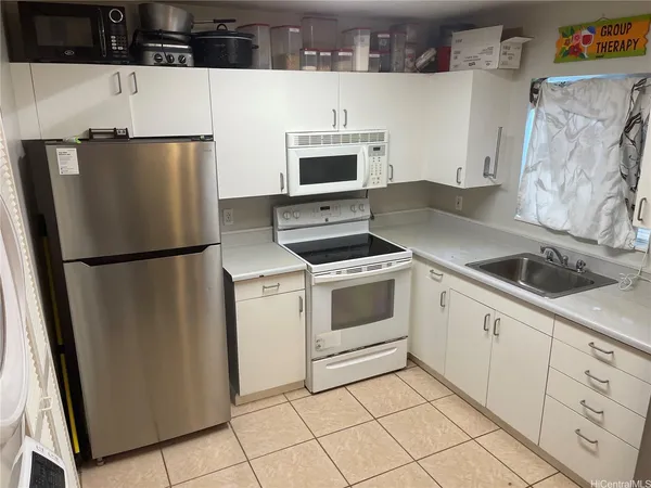 $2,300 | 91-1153 Kamaaha Loop, Unit 9D, Kapolei, HI 96707