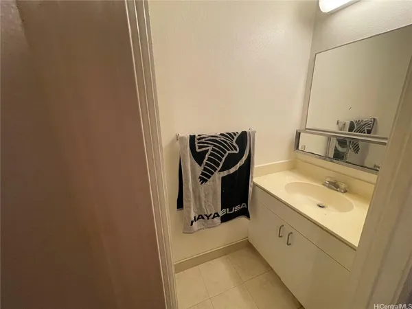 $2,300 | 91-1153 Kamaaha Loop, Unit 9D, Kapolei, HI 96707