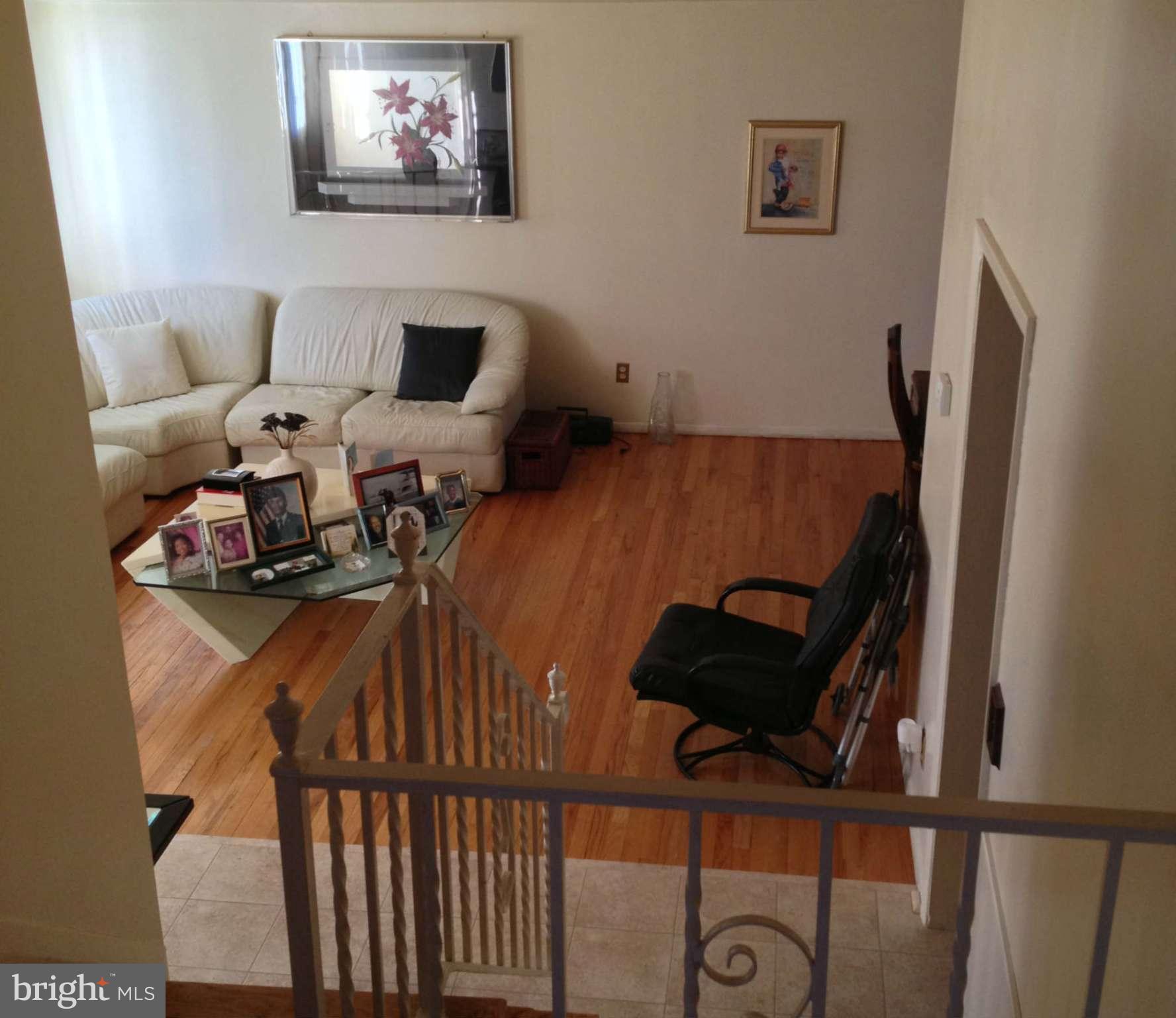 8406 Billson Road Randallstown, MD 21133 - Photo 8 of 16 Living Room