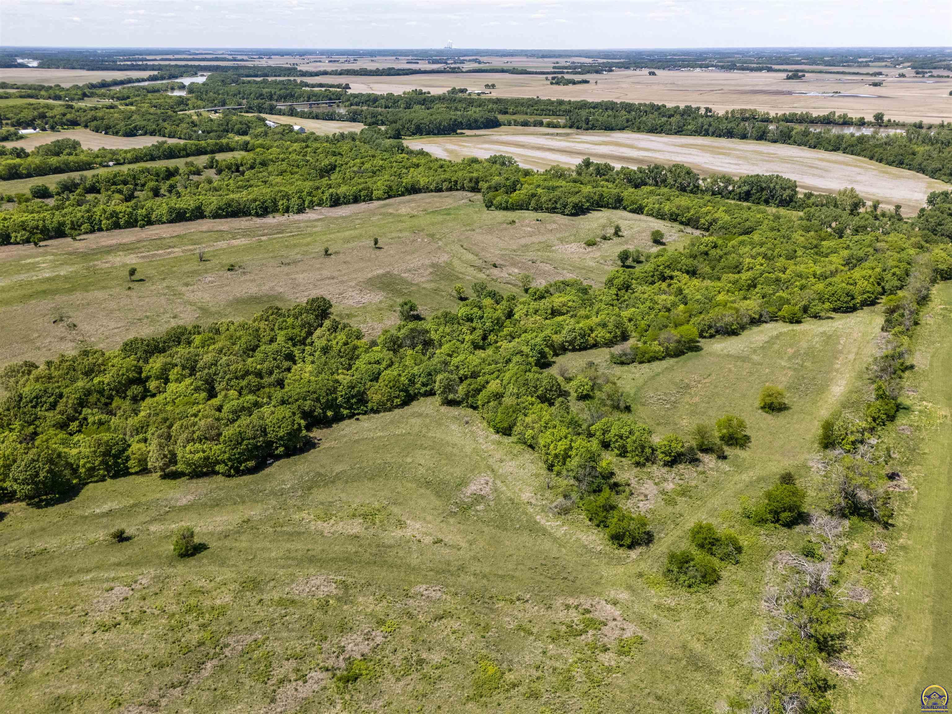 2026 Northwest Douglas Road Topeka, KS 66615 - Photo 67 of 94