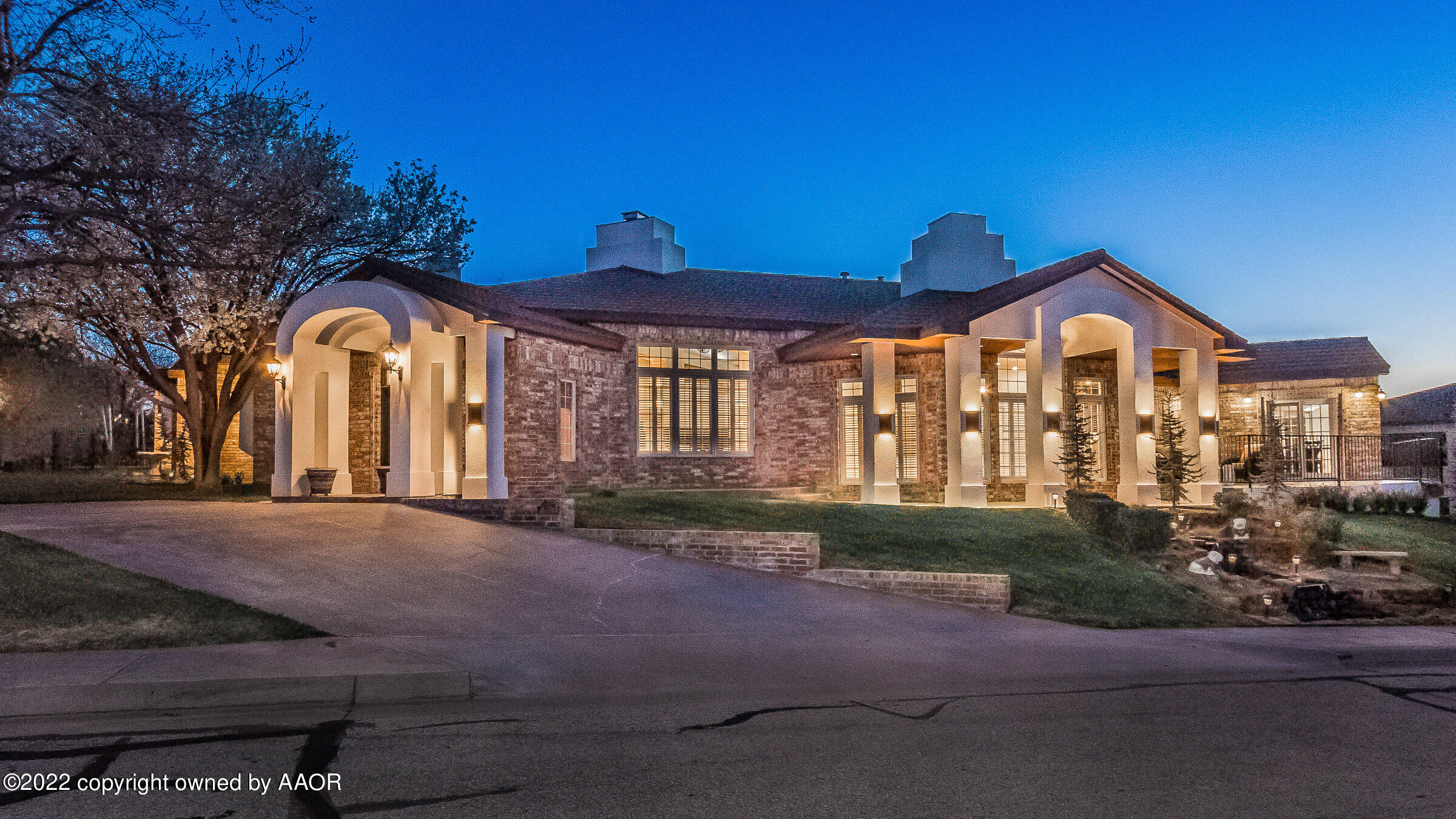 2 Snead Lane Amarillo, TX 79124 - Photo 66 of 76 a front view of a house with a garden