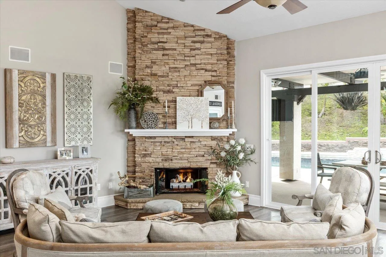 2031 Ridgecrest Place Escondido, CA 92029 - Photo 26 of 58 Gallery Image 26