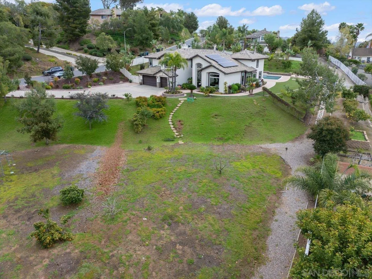 2031 Ridgecrest Place Escondido, CA 92029 - Photo 52 of 58 Gallery Image 52