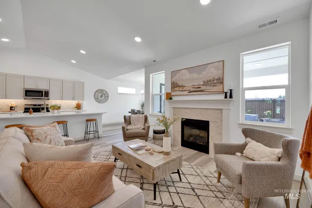 $535,644 | 3305 East Fitz Roy Street, Kuna, ID 83634