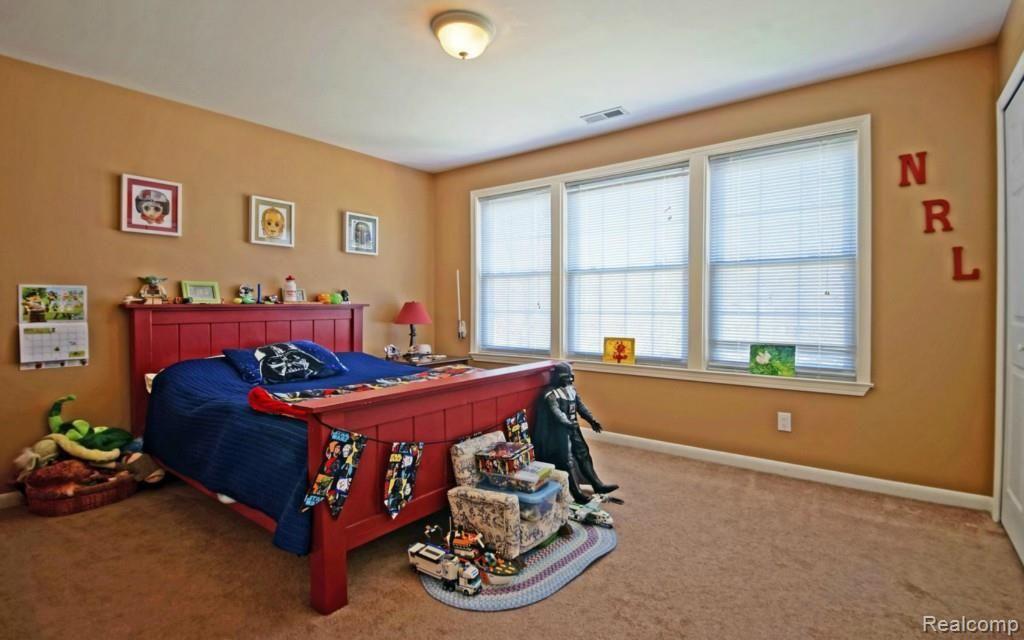 307 Ridgemont Road Grosse Pointe, MI 48236 - Photo 16 of 25 18-photo-web-1680x1050-206646.jpg