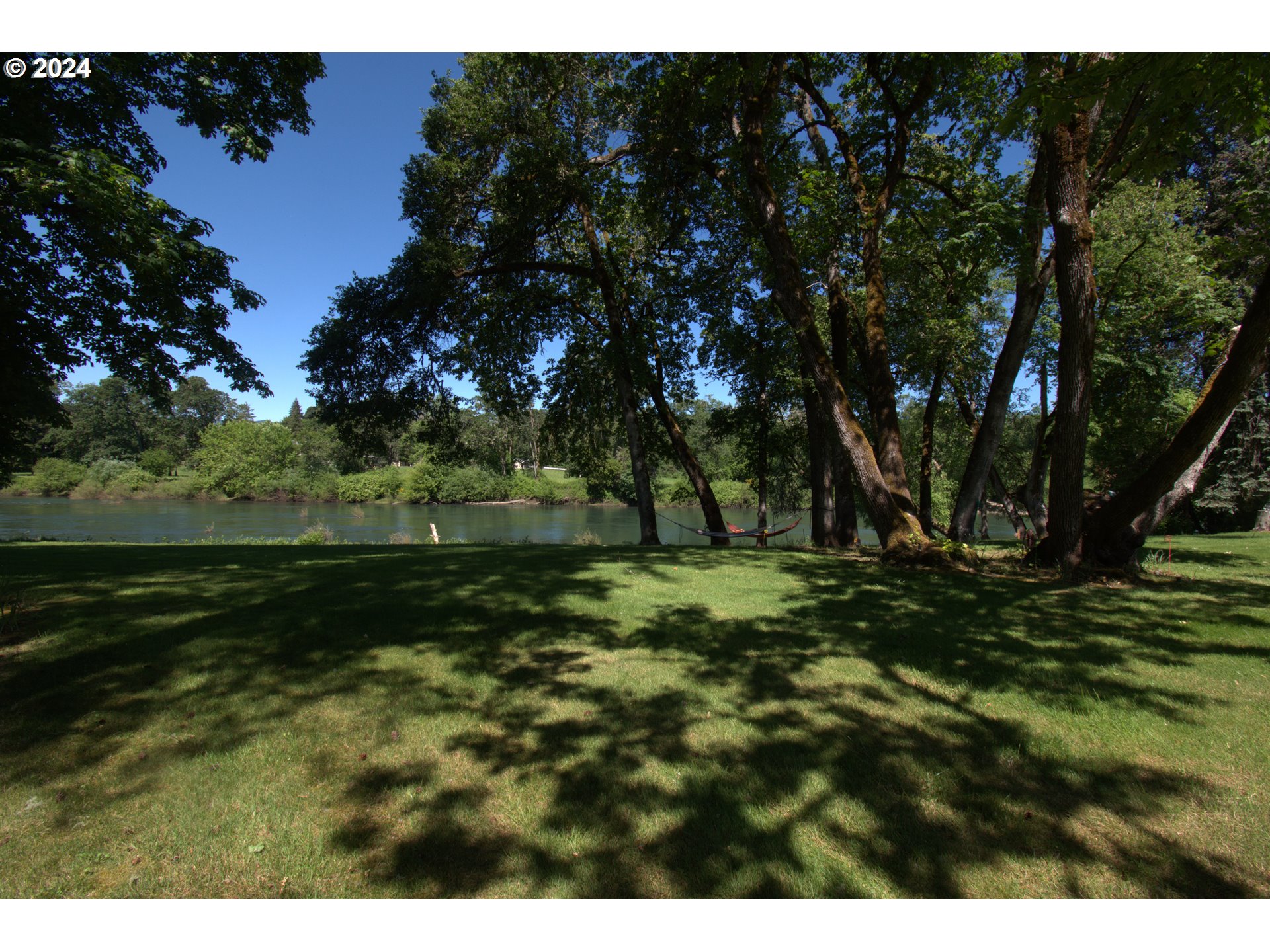 1802 Fisher Road Roseburg, OR 97471 - Photo 10 of 20 Gallery Image 10