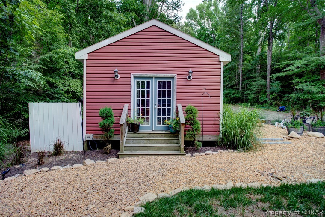 7513 Roaring Springs Road Gloucester, VA 23061 - Photo 23 of 27 Gallery Image 23