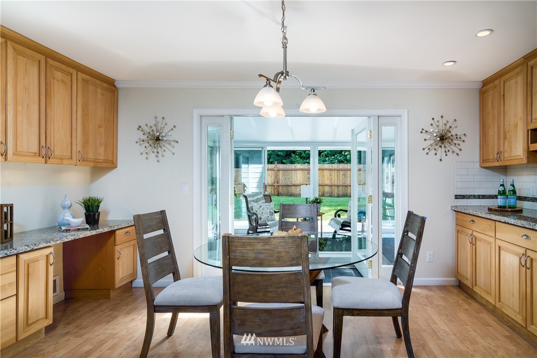 9826 237th Place Southwest Edmonds, WA 98020 - Photo 11 of 30 Gallery Image 11