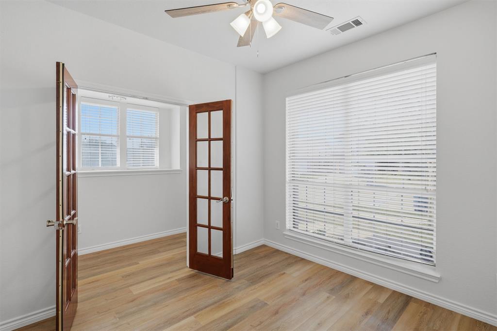 10986 Hawks Landing Road Fort Worth, TX 76052 - Photo 13 of 39