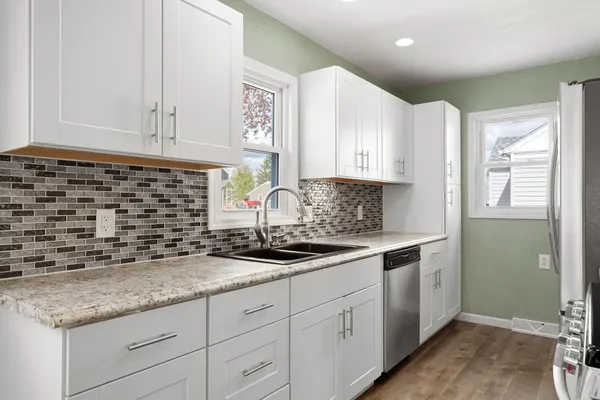 $189,900 | 2110 Oakland Avenue East, Austin, MN 55912