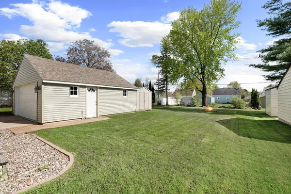 $189,900 | 2110 Oakland Avenue East, Austin, MN 55912