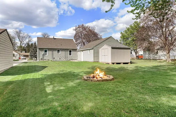 $189,900 | 2110 Oakland Avenue East, Austin, MN 55912