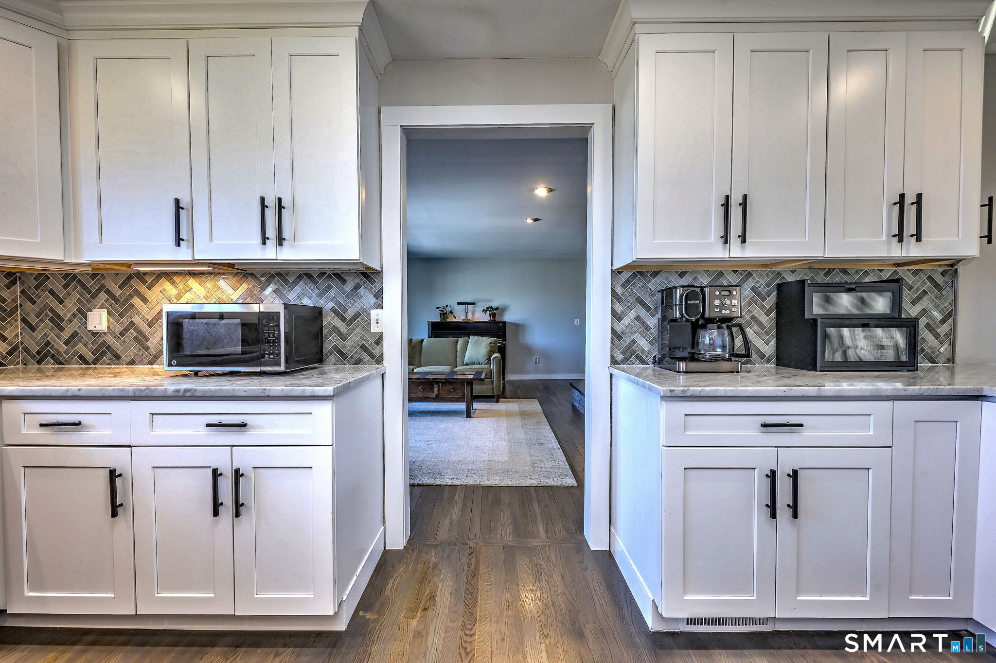 439 Waverly Road Shelton, CT 06484 - Photo 11 of 41