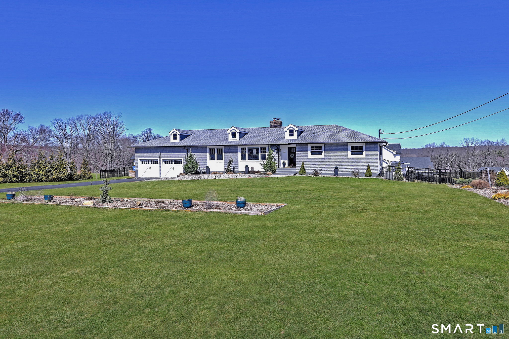 439 Waverly Road Shelton, CT 06484 - Photo 2 of 41