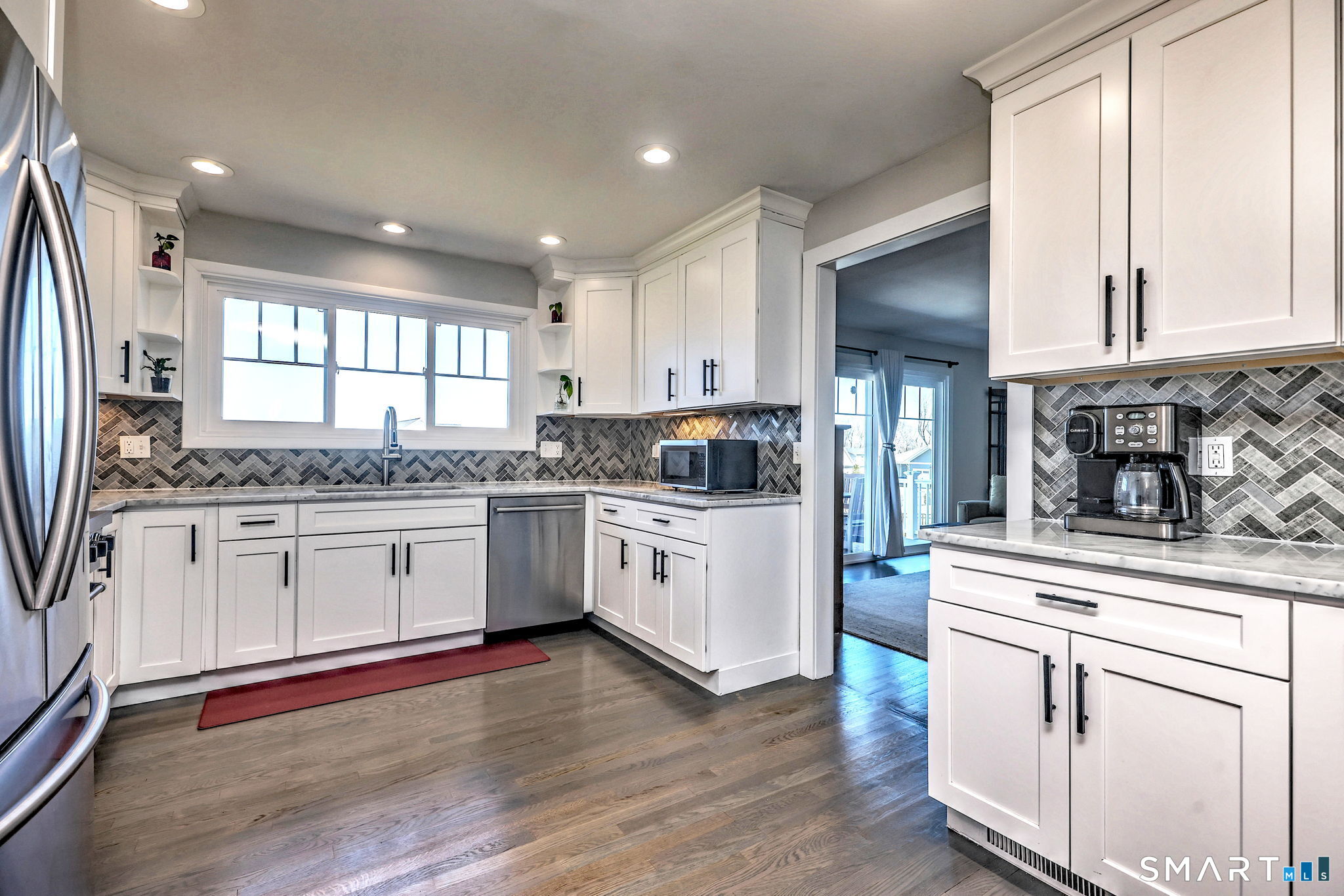 439 Waverly Road Shelton, CT 06484 - Photo 7 of 41