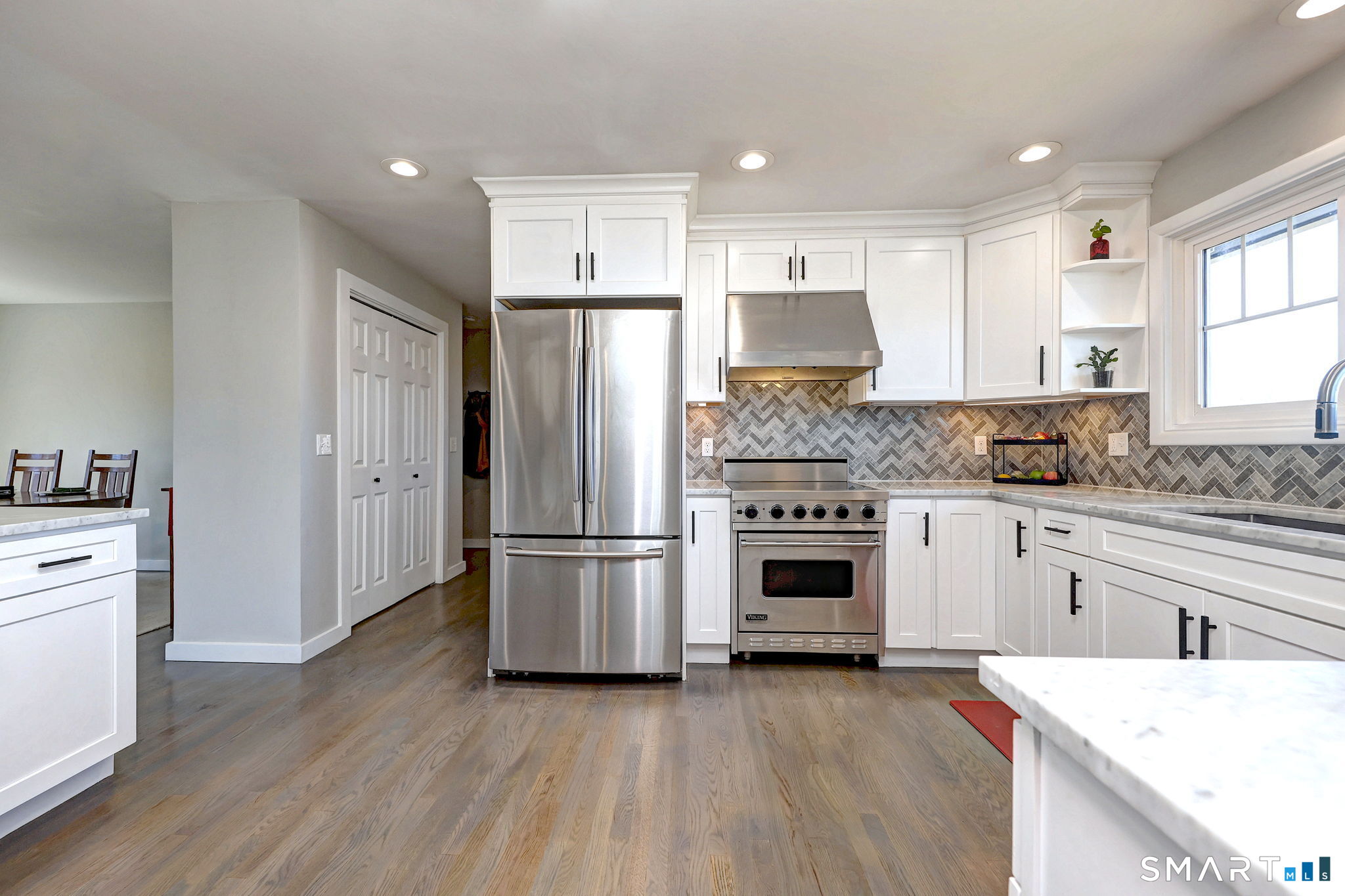 439 Waverly Road Shelton, CT 06484 - Photo 9 of 41