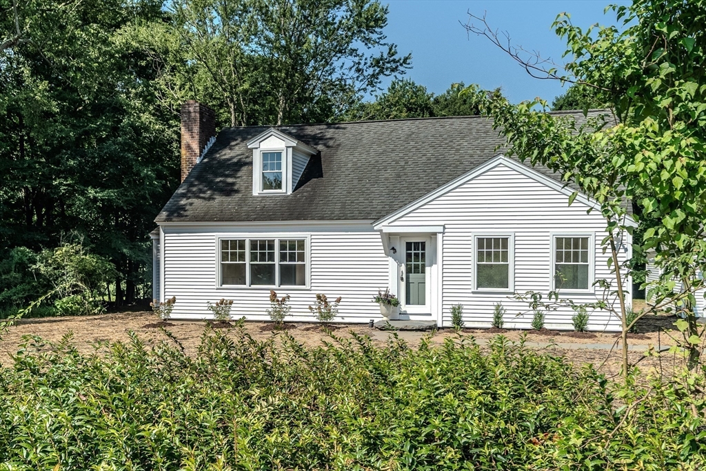 176 Flat Hills Road Amherst, MA 01002 - Photo 4 of 42