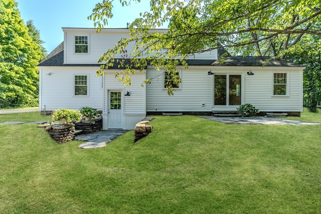 176 Flat Hills Road Amherst, MA 01002 - Photo 6 of 42