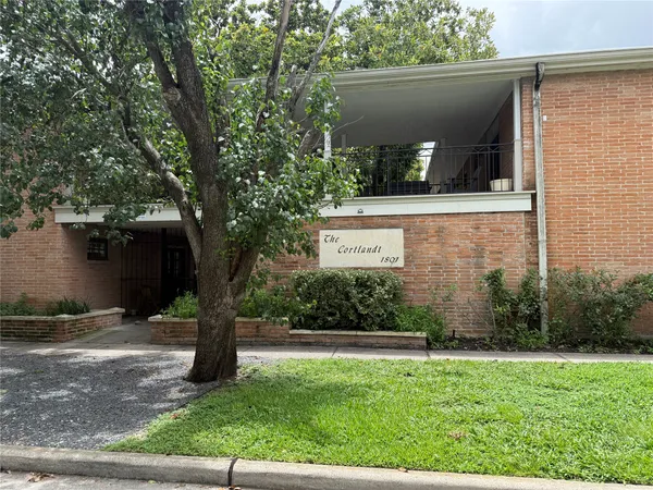$1,075 | 1801 Cortlandt Street, Unit 17, Houston, TX 77008
