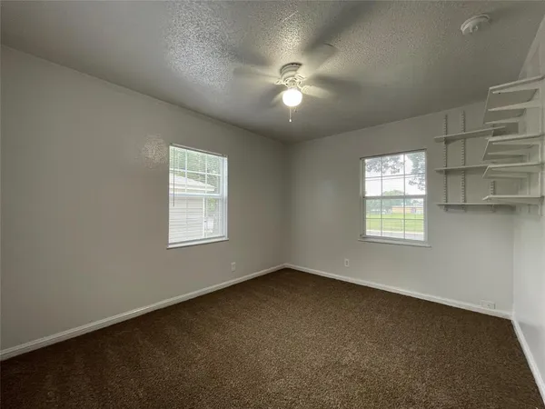 $1,695 | 5108 Tulane Avenue, River Oaks, TX 76114