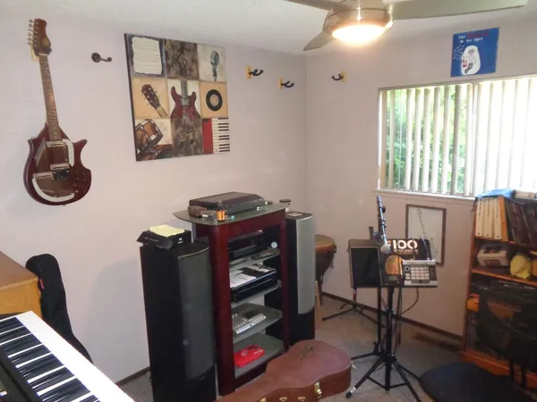 $484,900 | 750 Coralwood Road, Modesto, CA 95356