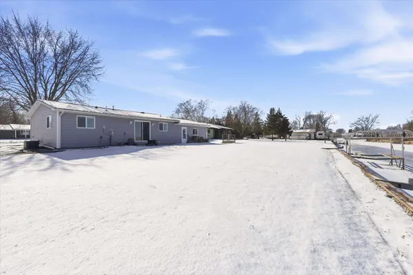 $369,900 | 744 Twin Harbor Drive, Winneconne, WI 54986