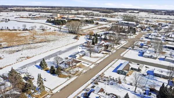 $369,900 | 744 Twin Harbor Drive, Winneconne, WI 54986