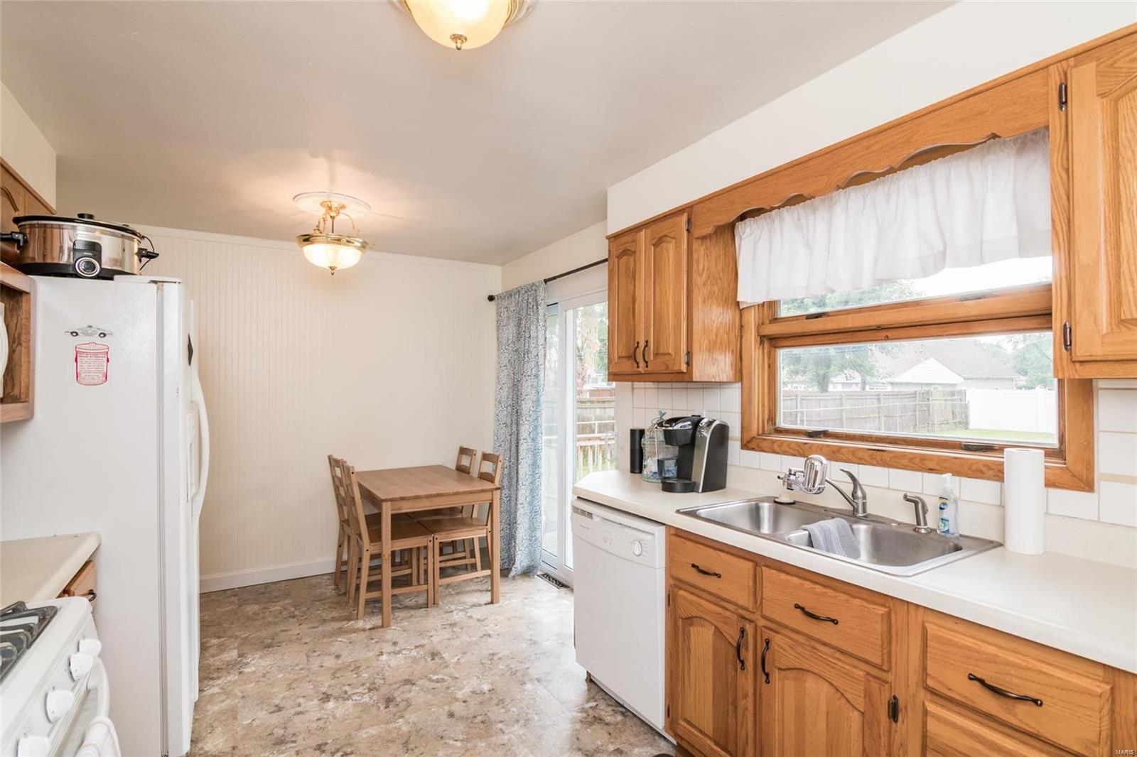 314 West Thomas Street Roxana, IL 62084 - Photo 13 of 27