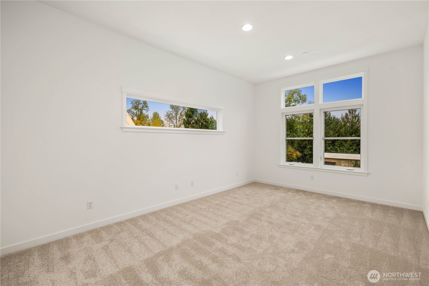722 211th Place Southeast Bothell, WA 98021 - Photo 14 of 27 an empty room with windows