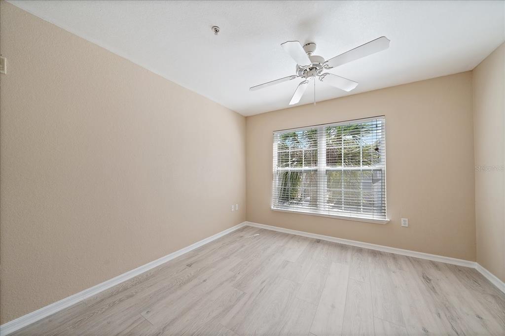 5540 Rosehill Road, Unit 201 Sarasota, FL 34233 - Photo 31 of 52